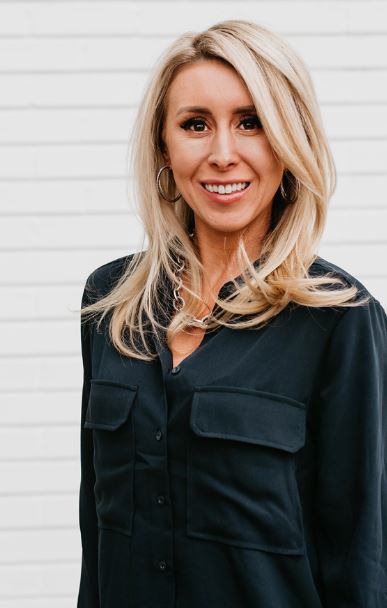 Courtney Bentley – Luxury Estates International