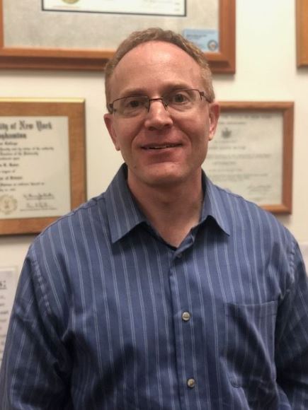 Dr. Glenn Roter – Independent Optometrist