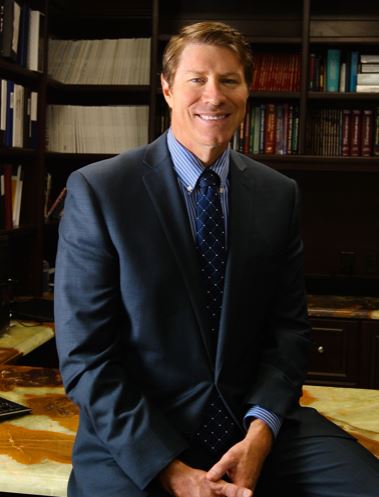 Dr. Lane Smith MD FAACS FAOHNS FABFPRS – Plastic Surgery