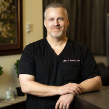 Dr. Glen Cochrane – East Desert Inn Wellness 